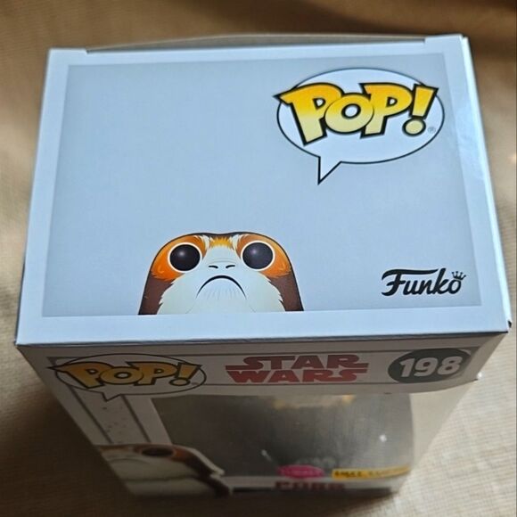 Funko POP!  STAR WARS Flocked Porg # 198 Bobblehead - Picture 7 of 9
